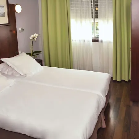 Du Centre 3* アンヌマス