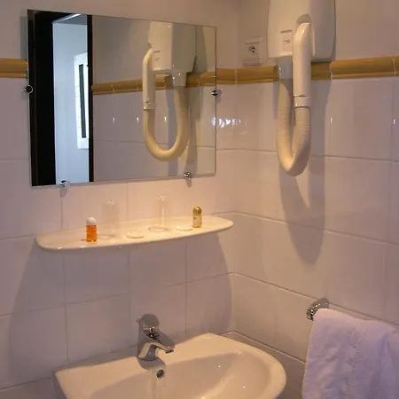 ホテル Du Centre アンヌマス