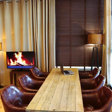 Du Centre 호텔 안마스