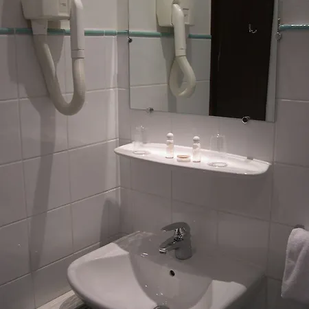 Du Centre Hotel