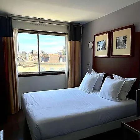 Du Centre Hotell Annemasse