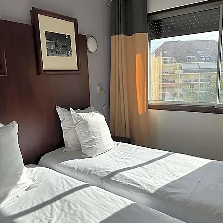 Hotell Du Centre Annemasse