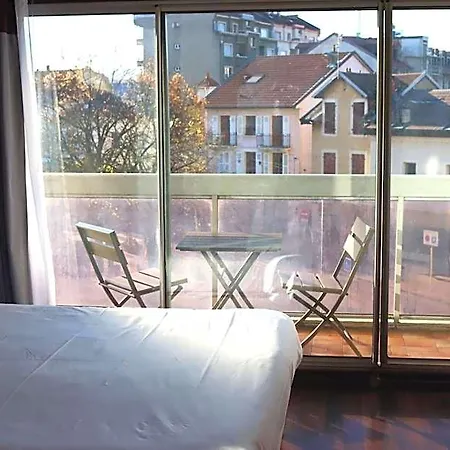 Du Centre Hotell Annemasse