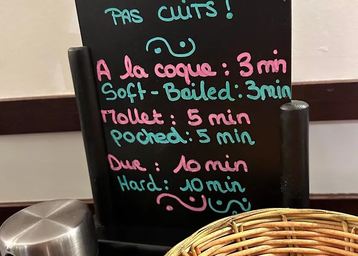 Du Centre 3*